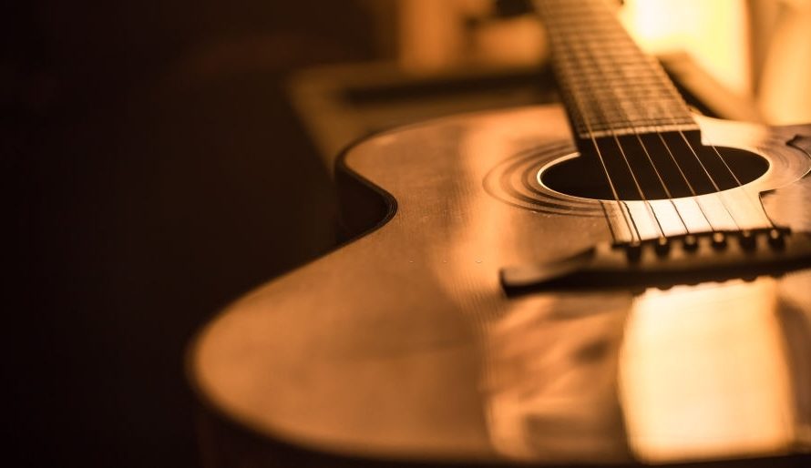 Best Cheap Acoustic Guitars 2021 Reviews + Buying Guide